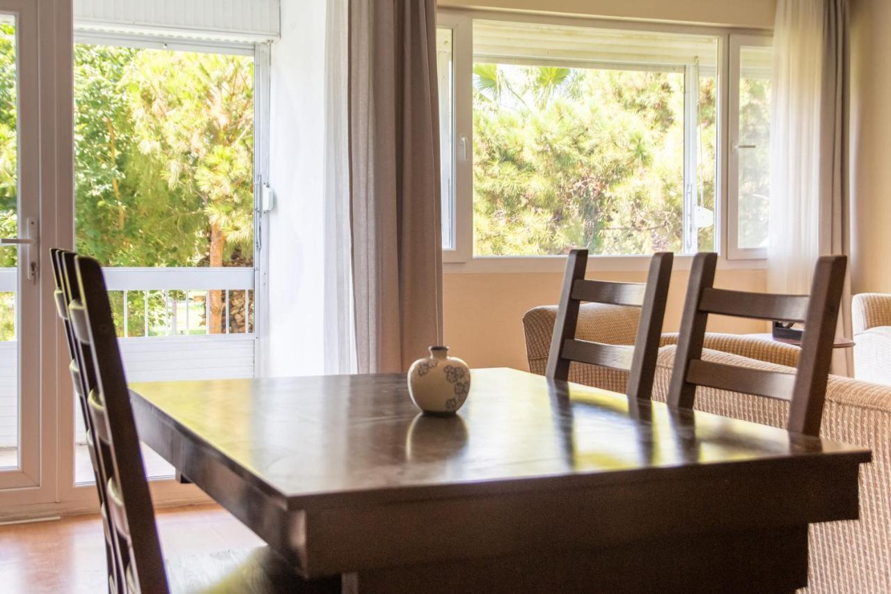 Lovely Flat Near Public Transportation In Izmir Esmirna Exterior foto